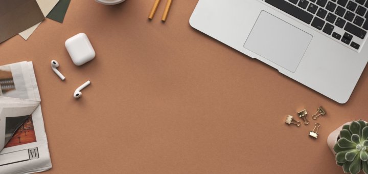 Minimalistischer Schreibtisch | Quelle: fauxels - Pexels