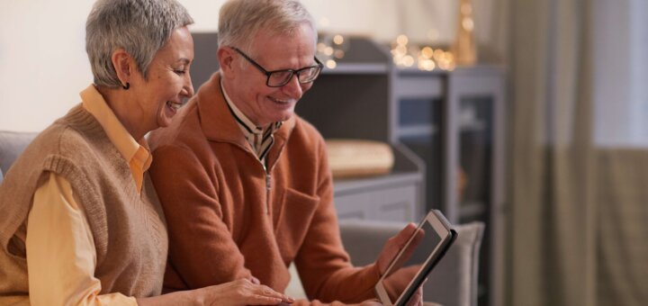aeltere-menschen-digital